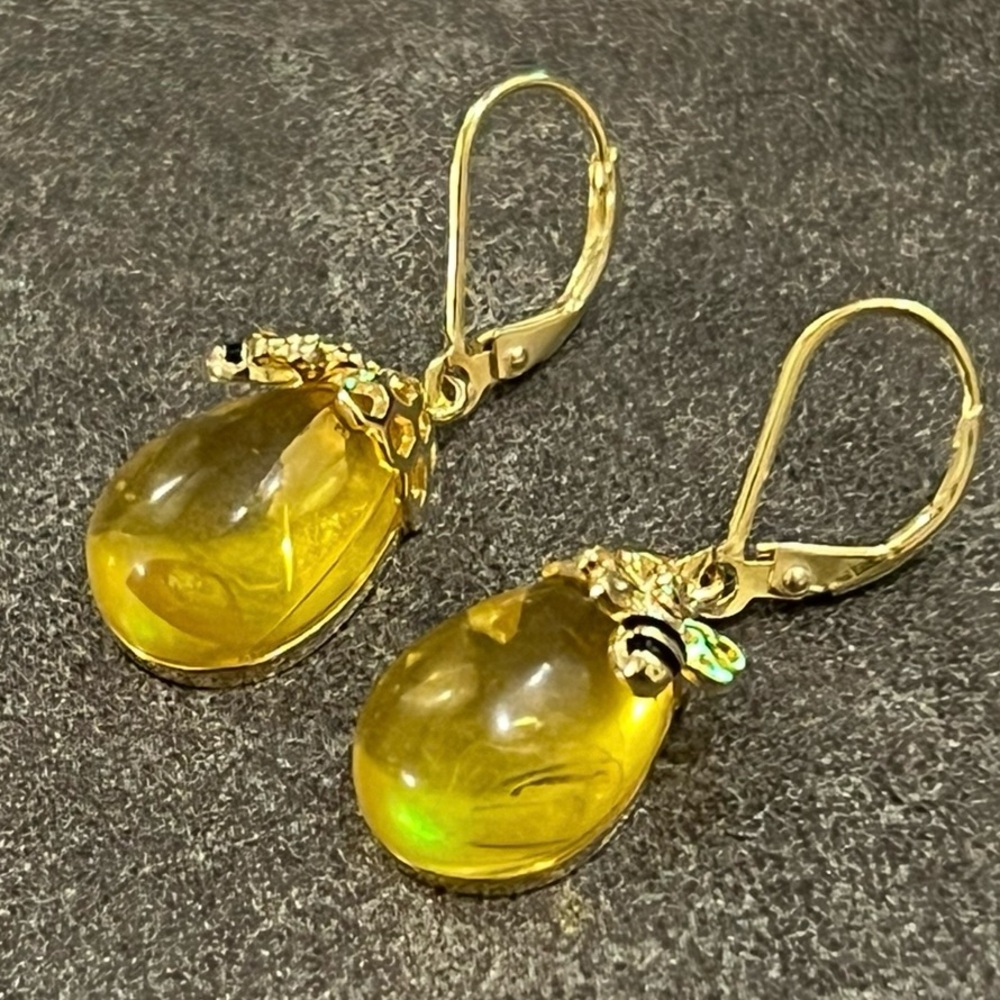 925s Gold Honey Bee Amber Lever Earrings